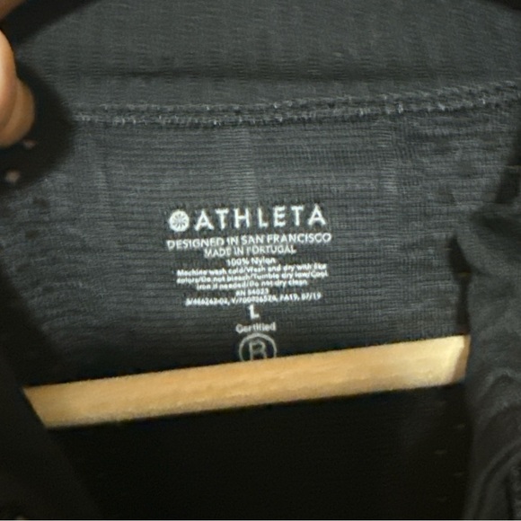 EUC - Athleta Rye Full Zip Jacket - Size LP - Black - Picture 7 of 8